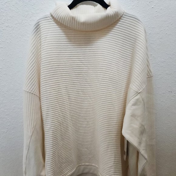 Tahari Sport Off White Sweater with tags 3x - Picture 1 of 5